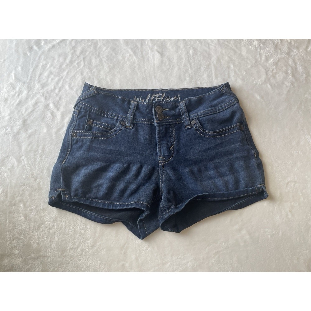 Wallflower Authentic Denim Indigo Size 3 Jean Shorts